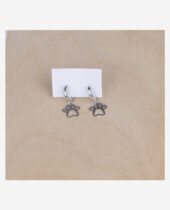 Bracelet pour enfant en argent avec chiens. 