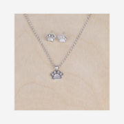 Collier et boucles d'oreilles assorties avec pendentif patte.
